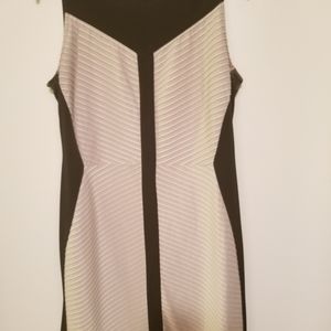 Sleeveless dress